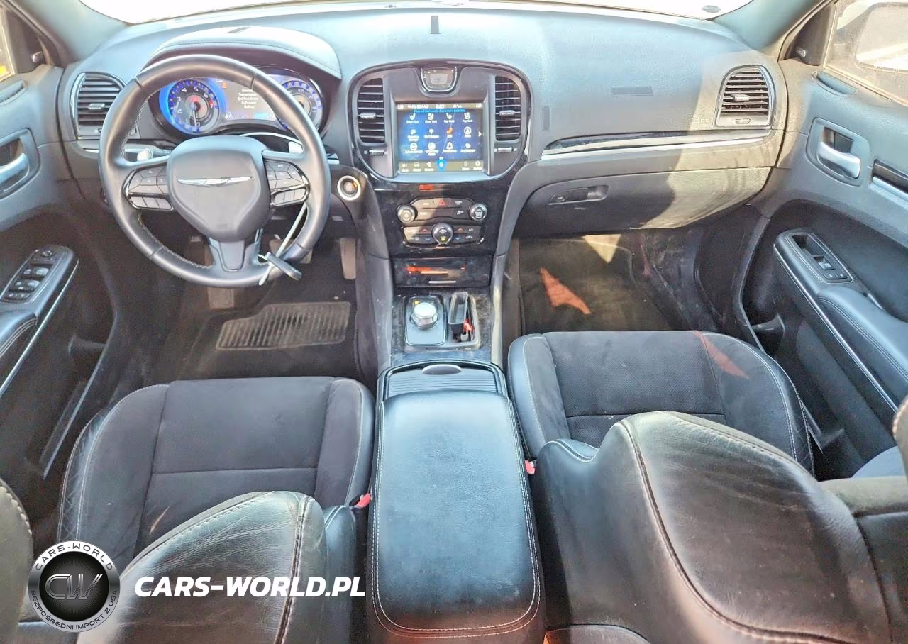 2018 Chrysler 300 VIN:2C3CCABGXJH127327 - 8