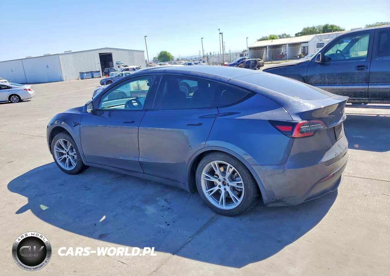 2021 Tesla Model Y VIN:5YJYGDEE4MF063149 - 2