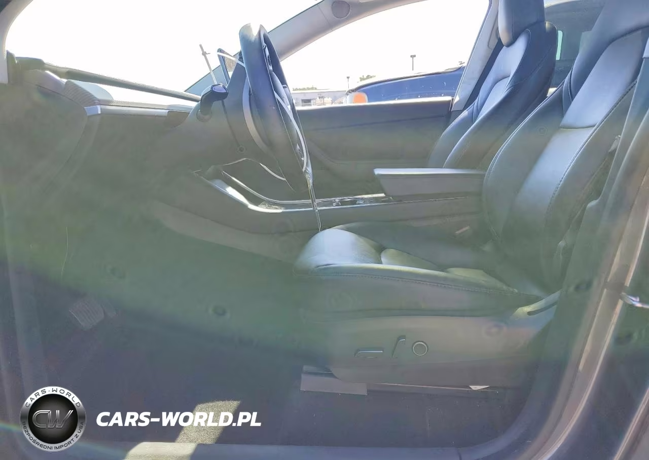 2021 Tesla Model Y VIN:5YJYGDEE4MF063149 - 7