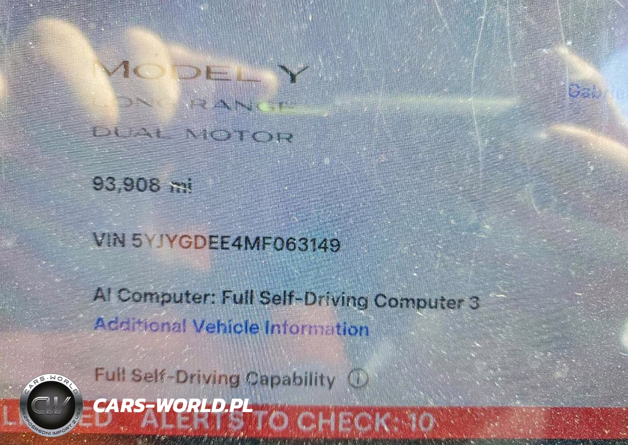 2021 Tesla Model Y VIN:5YJYGDEE4MF063149 - 9