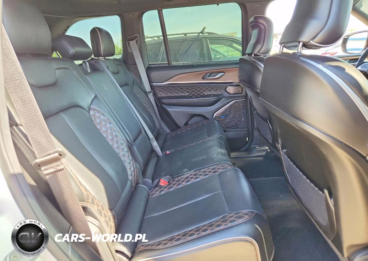 2022 Jeep Grand Cherokee Summit VIN:1C4RJHETXN8602483 - 10