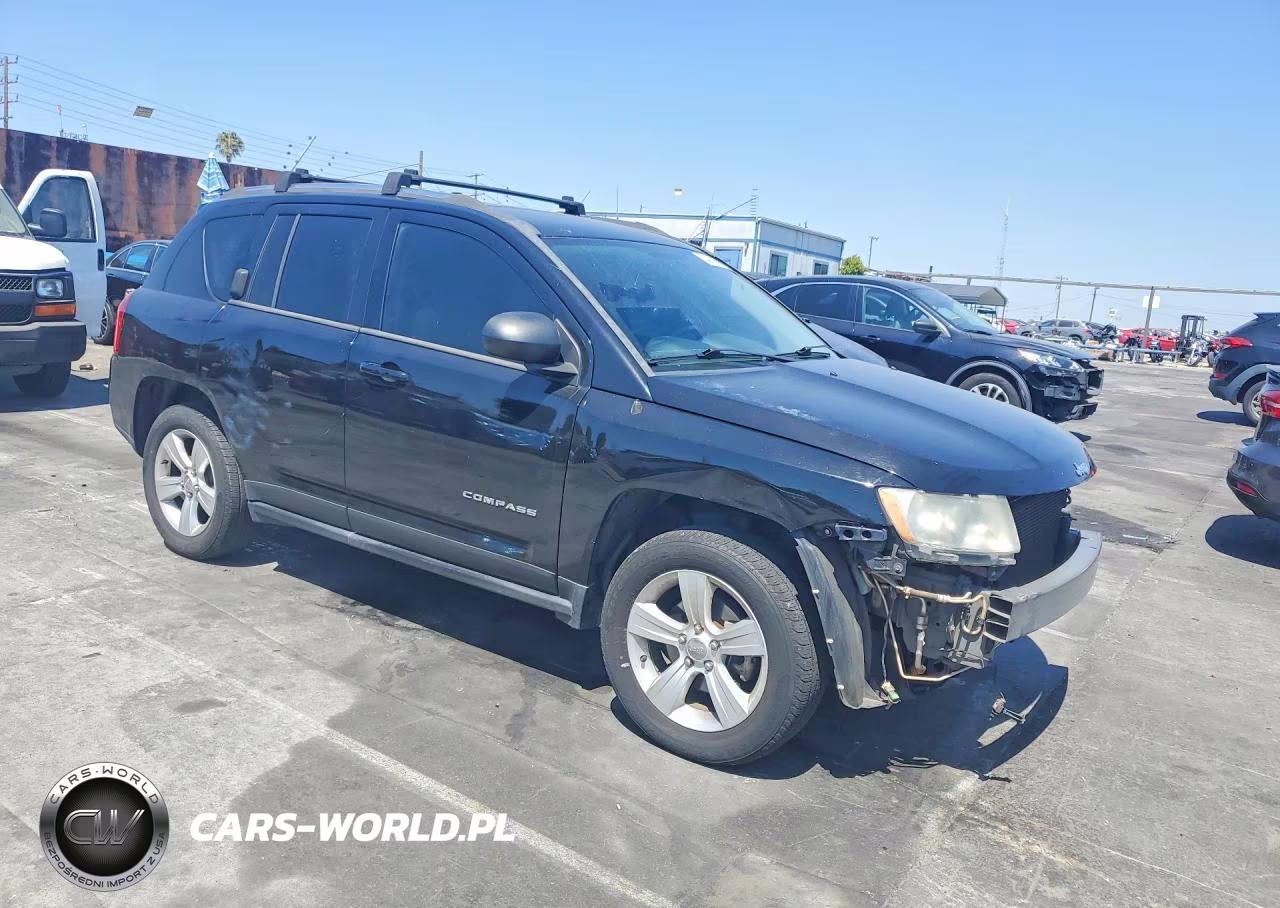 2013 Jeep Compass Sport VIN:1C4NJCBB7DD255441 - 4
