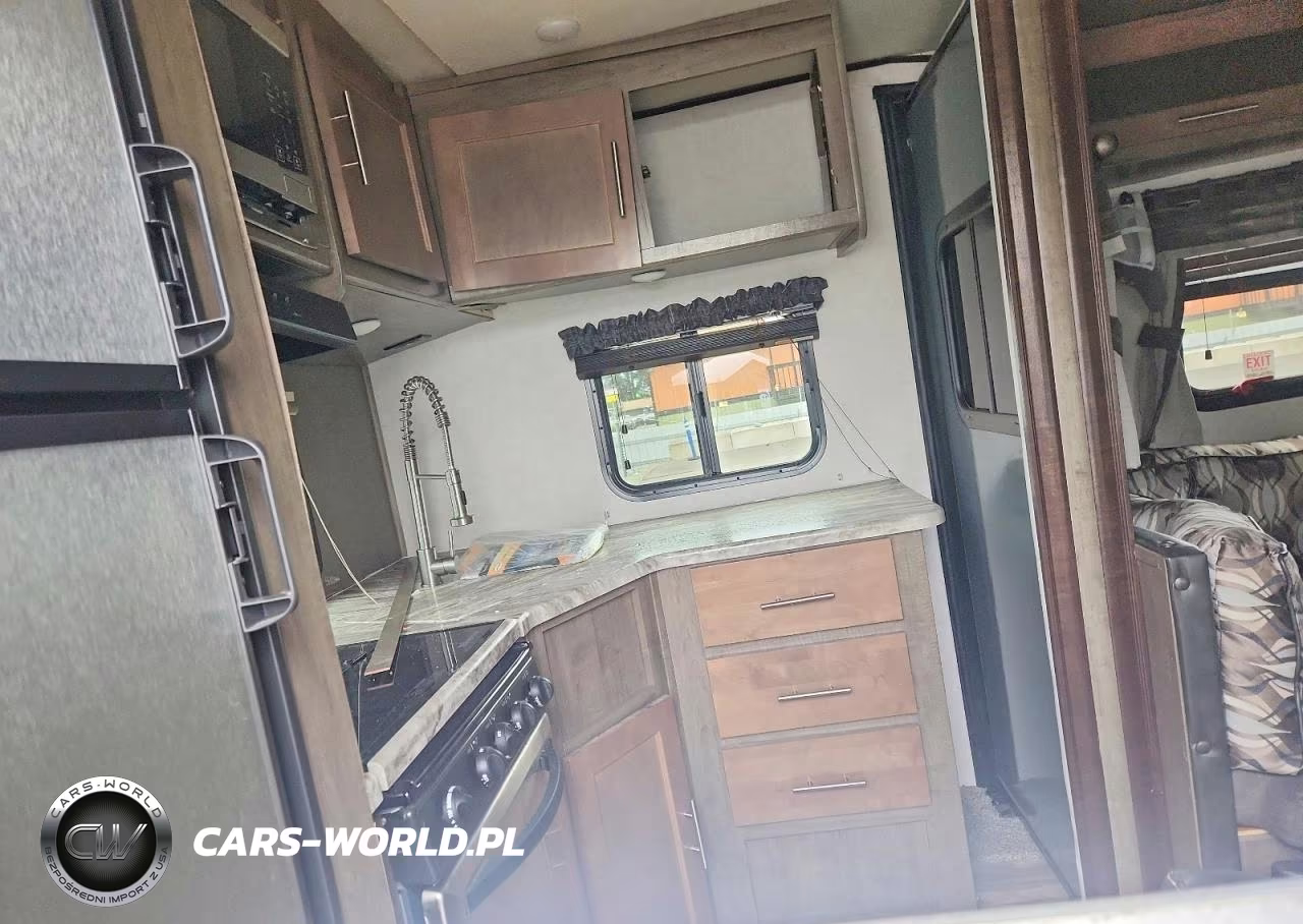 2018 Frrv Surveyor VIN:4X4TSVA2XJ2476888 - 8