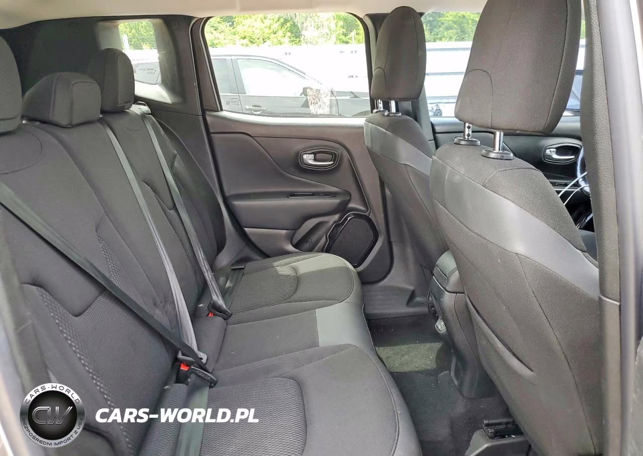 2018 Jeep Renegade Latitude VIN:ZACCJABB0JPG69234 - 11