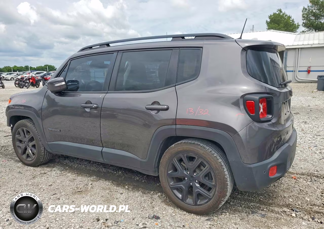 2018 Jeep Renegade Latitude VIN:ZACCJABB0JPG69234 - 2