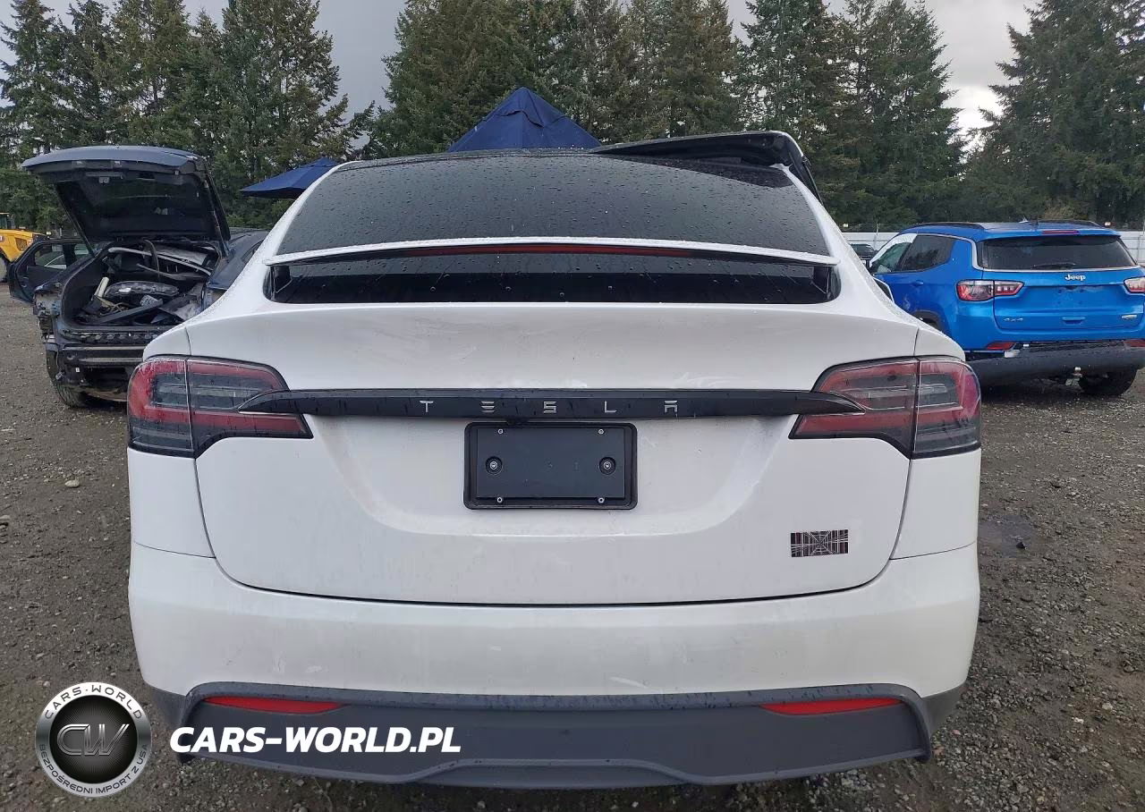2024 Tesla Model X VIN:7SAXCBE62RF453942 - 6