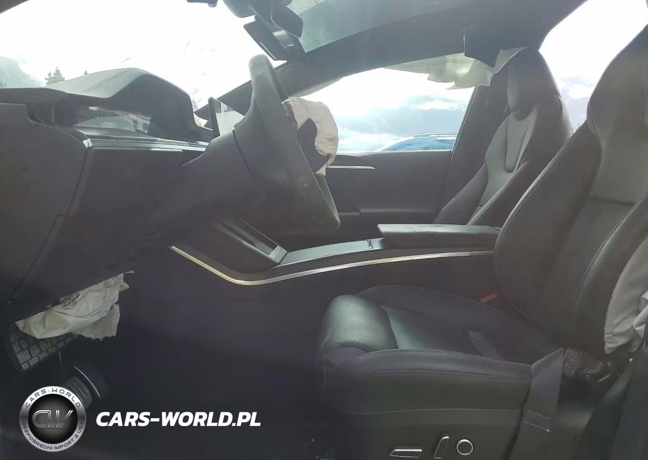 2024 Tesla Model X VIN:7SAXCBE62RF453942 - 7