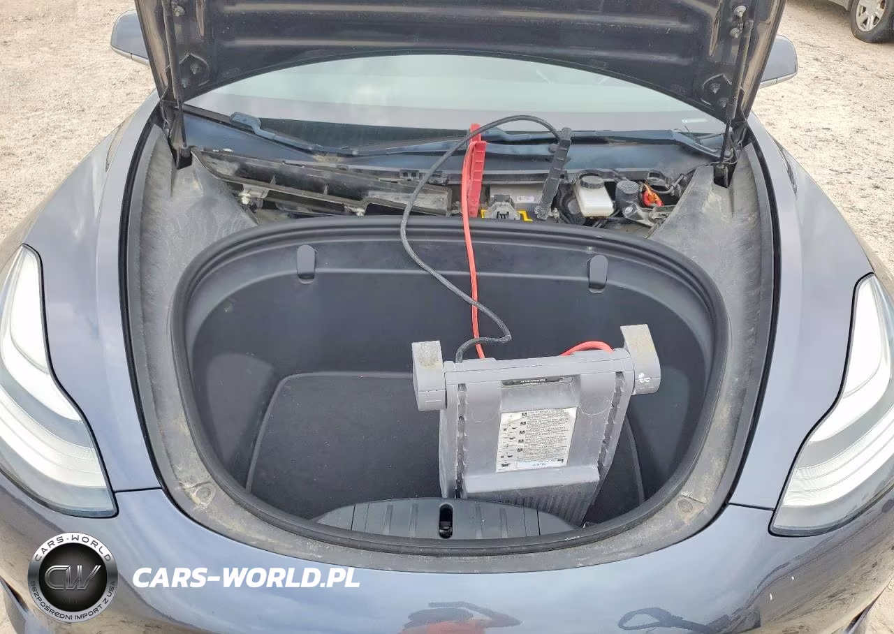 2018 Tesla Model 3 Long Range-Mid Range VIN:5YJ3E1EA5JF151666 - 11