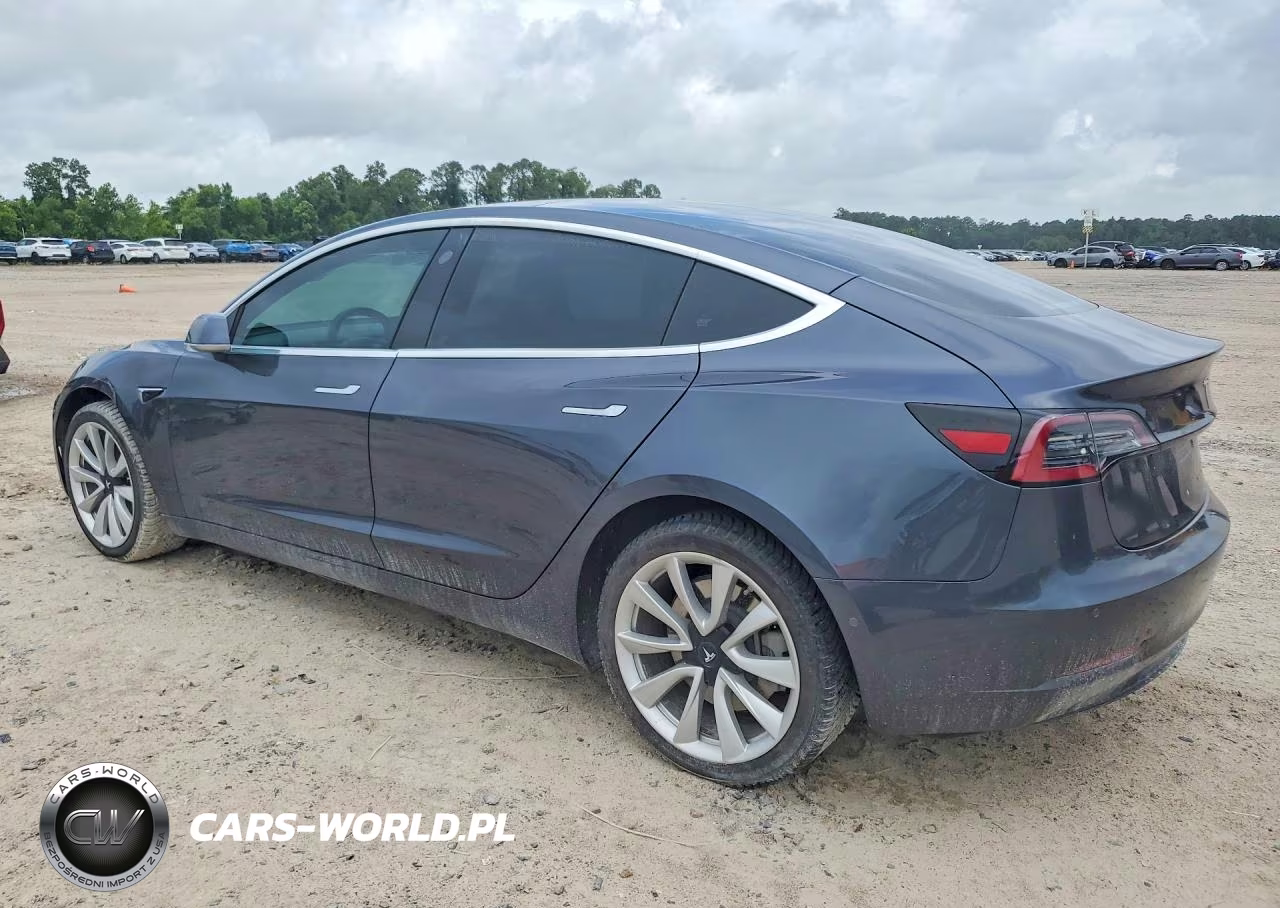 2018 Tesla Model 3 Long Range-Mid Range VIN:5YJ3E1EA5JF151666 - 2