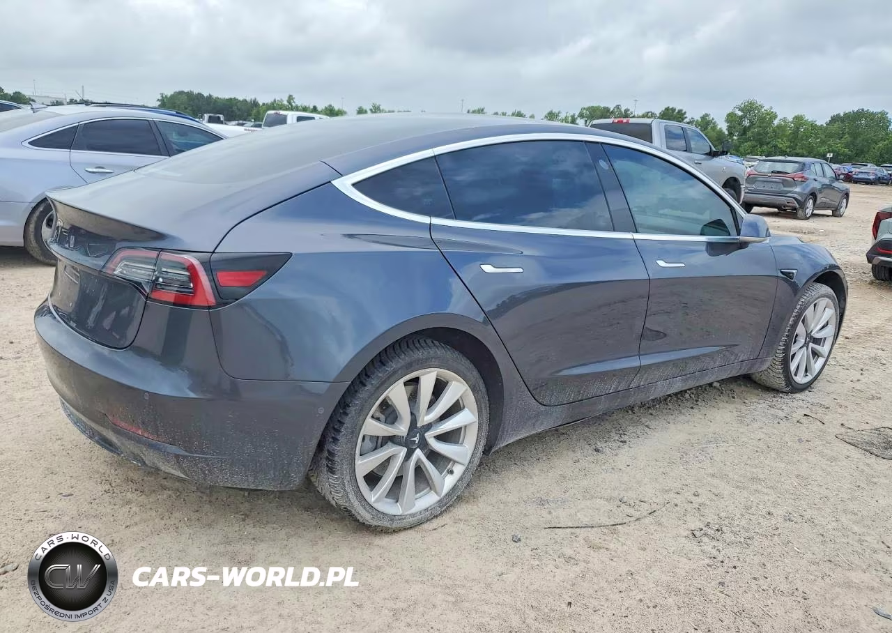 2018 Tesla Model 3 Long Range-Mid Range VIN:5YJ3E1EA5JF151666 - 3