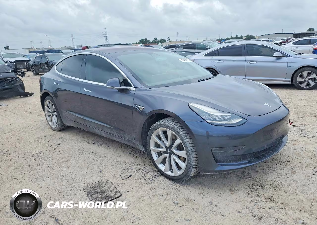 2018 Tesla Model 3 Long Range-Mid Range VIN:5YJ3E1EA5JF151666 - 4