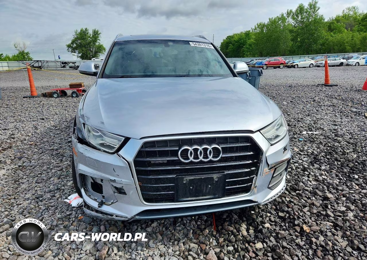 2017 Audi Q3 Premium Plus VIN:WA1JCCFS2HR001058 - 5