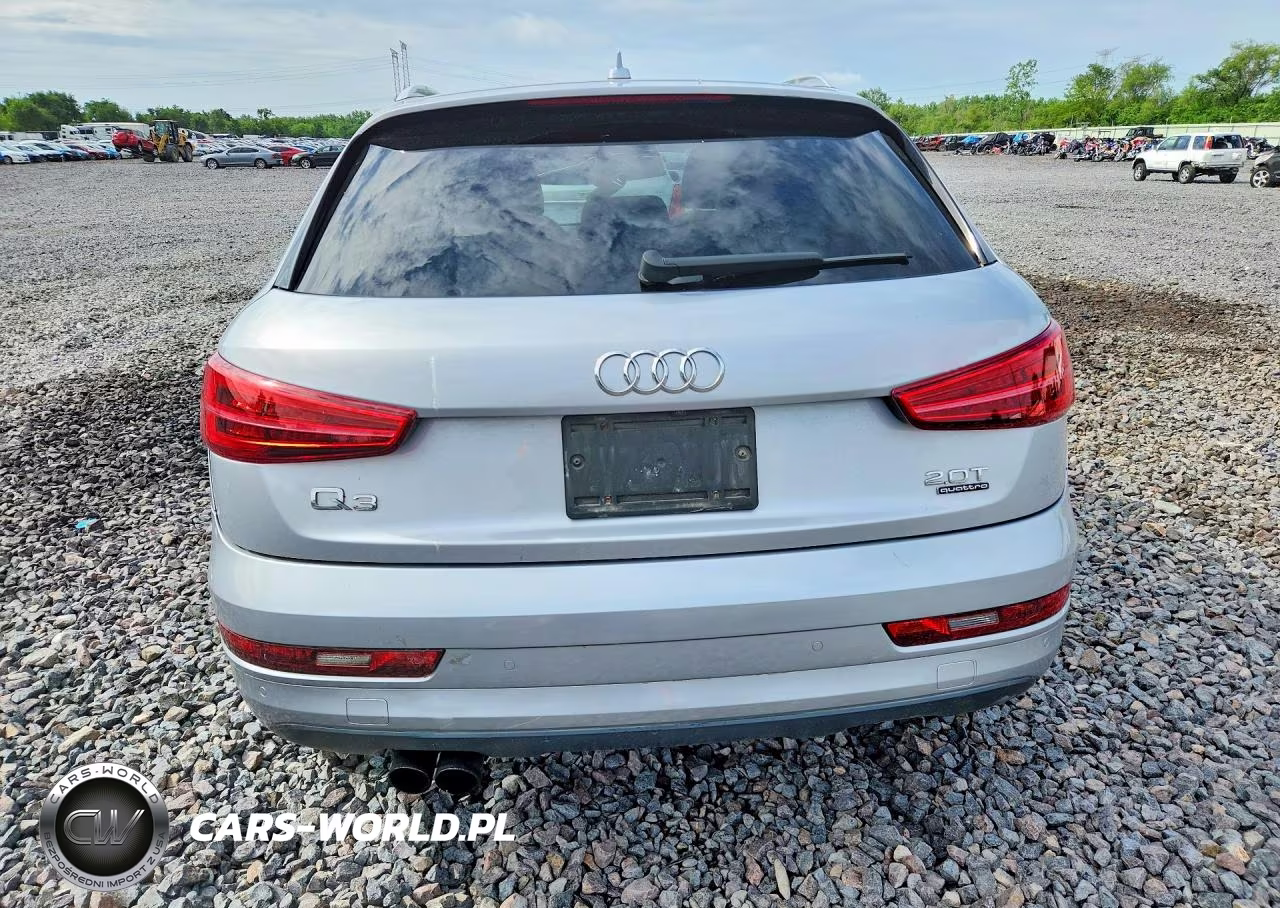 2017 Audi Q3 Premium Plus VIN:WA1JCCFS2HR001058 - 6