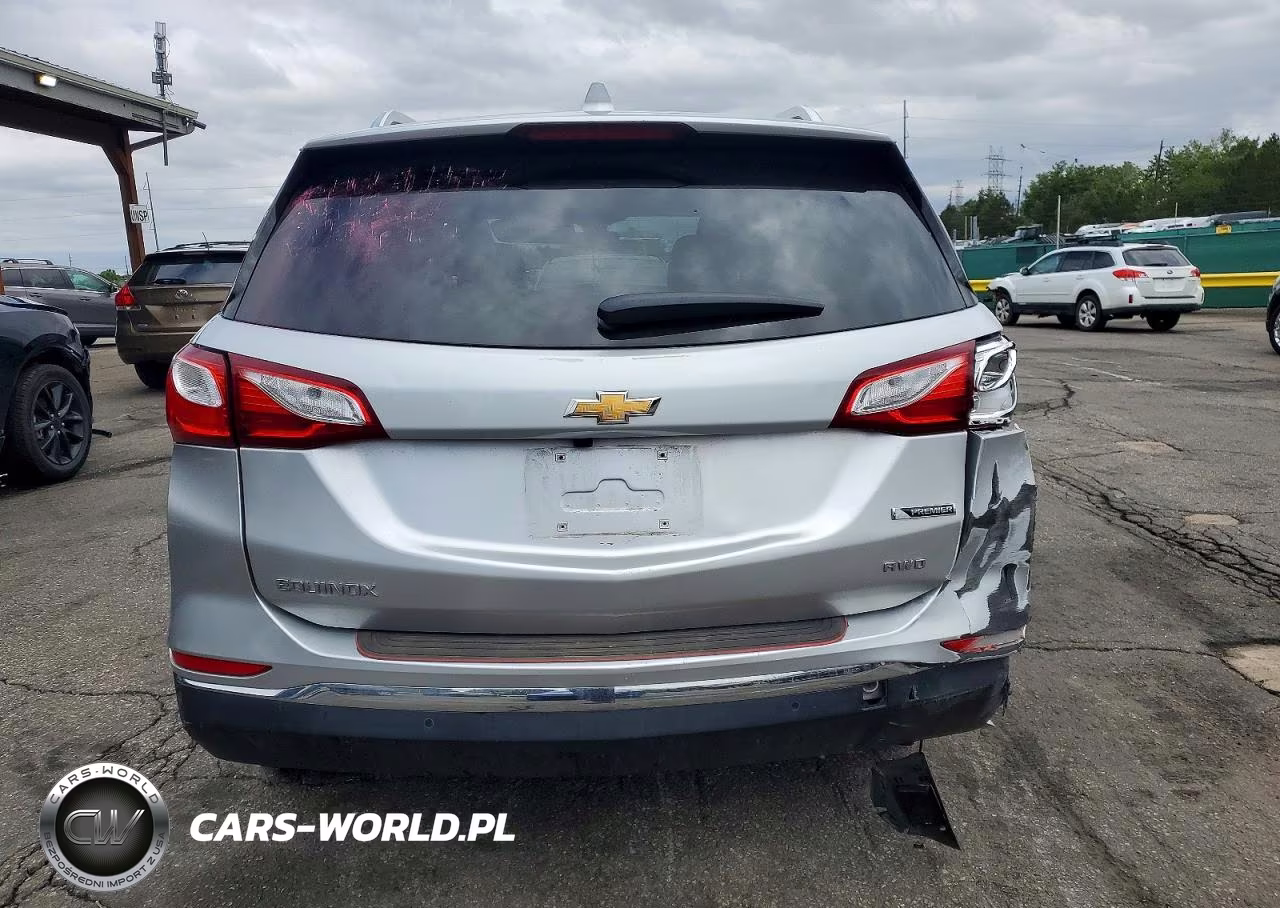 2018 Chevrolet Equinox Premier VIN:3GNAXVEV4JL168074 - 6