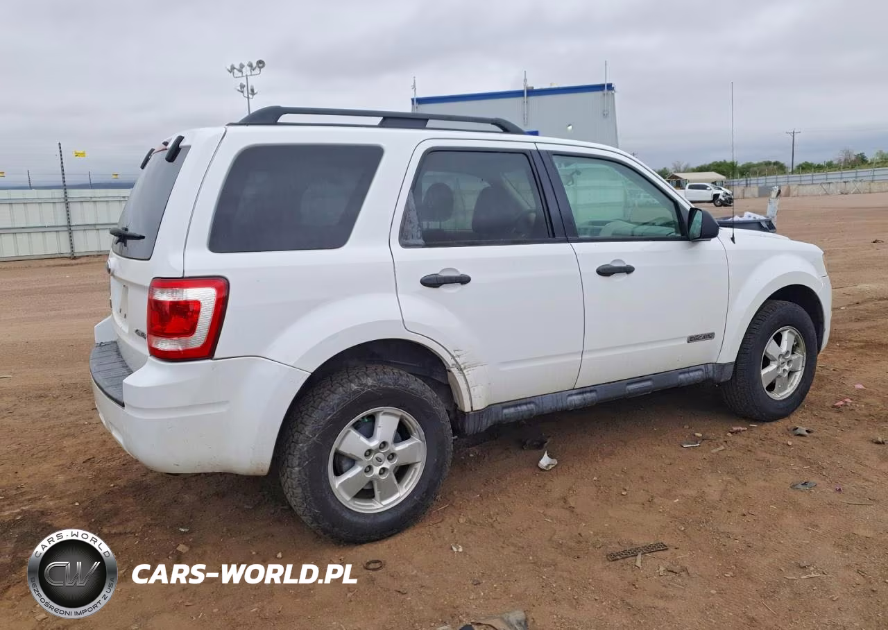 2008 Ford Escape Xlt VIN:1FMCU93Z98KB66304 - 3