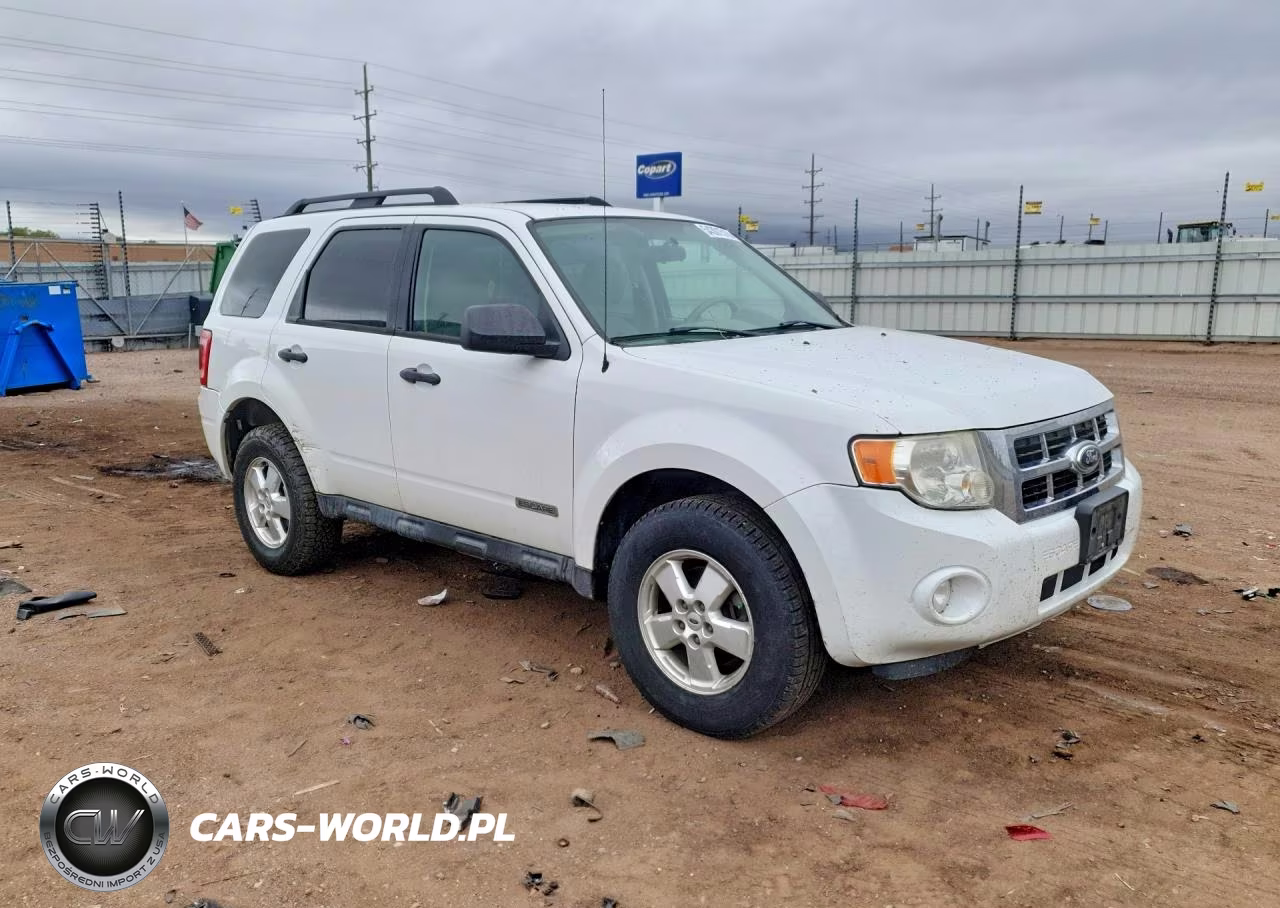 2008 Ford Escape Xlt VIN:1FMCU93Z98KB66304 - 4