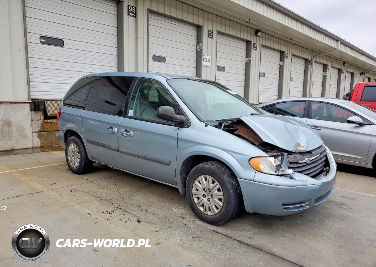 2005 Chrysler Town & Country VIN:1C4GP45R55B441191 - 4