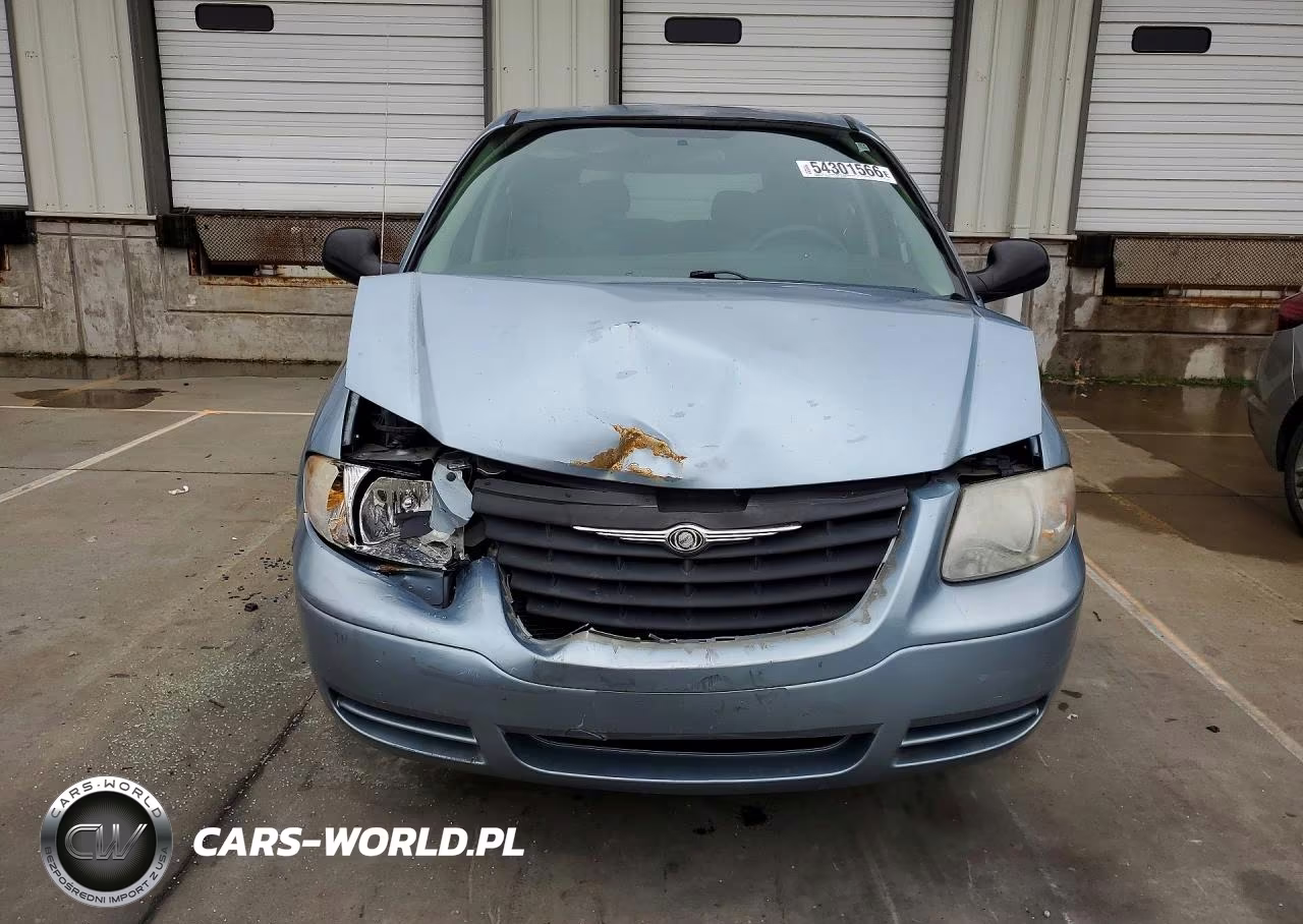 2005 Chrysler Town & Country VIN:1C4GP45R55B441191 - 5