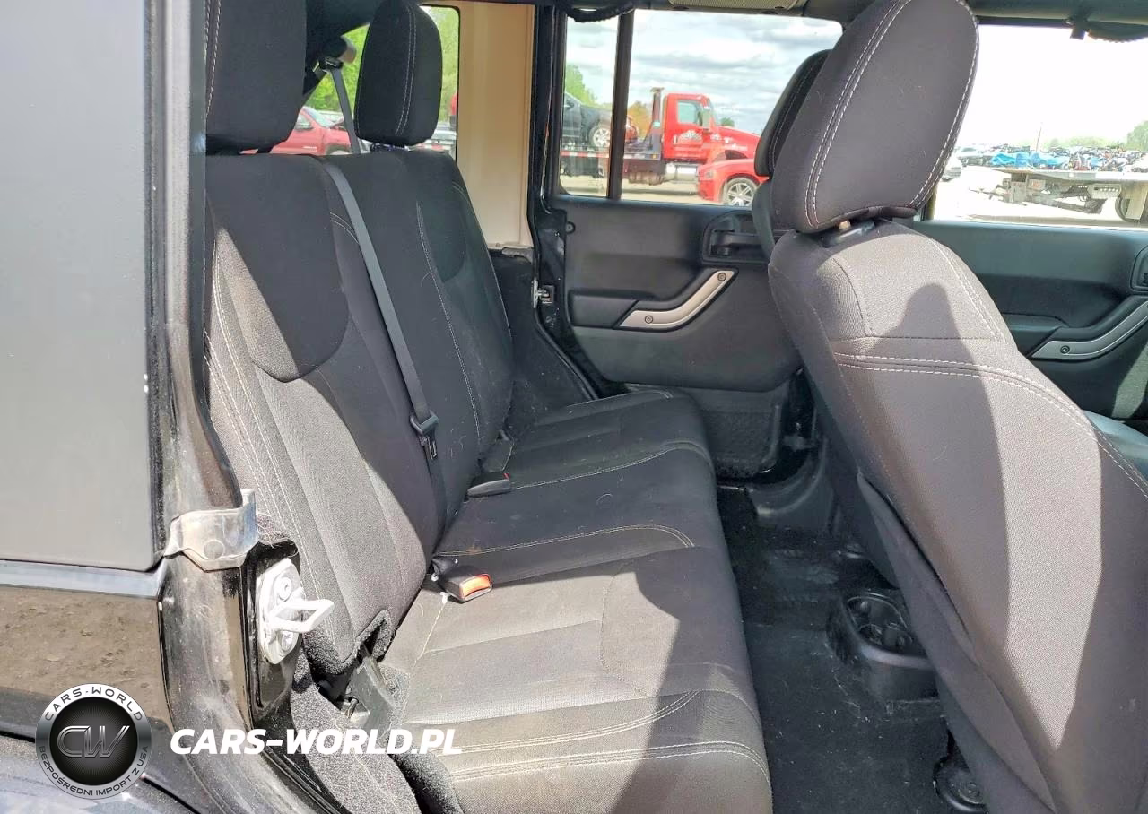 2017 Jeep Wrangler Unlimited Sahara VIN:1C4BJWEG5HL625325 - 11