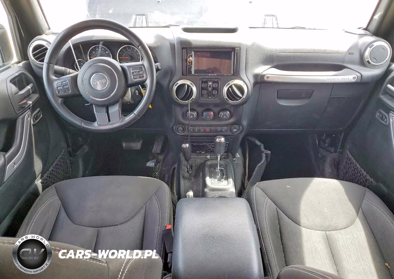 2017 Jeep Wrangler Unlimited Sahara VIN:1C4BJWEG5HL625325 - 8