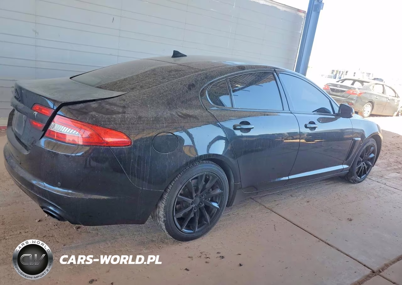 2014 Jaguar Xf VIN:SAJWA0ES2EPU24944 - 3