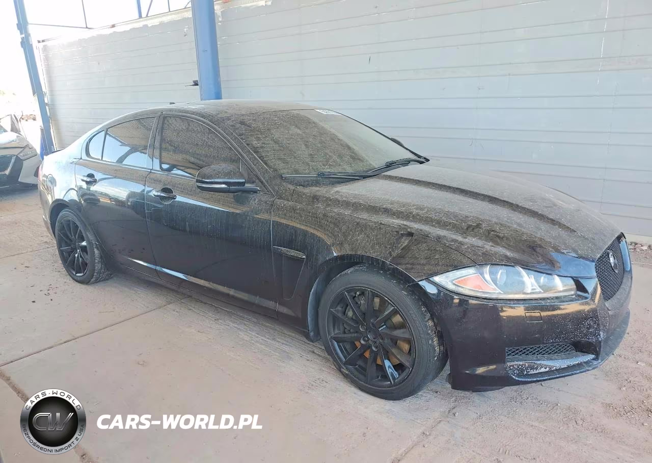 2014 Jaguar Xf VIN:SAJWA0ES2EPU24944 - 4