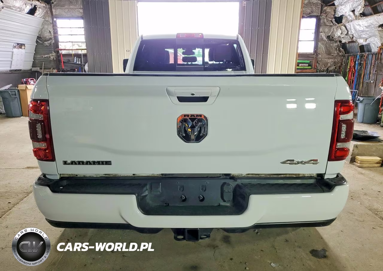 2023 Ram 3500 Laramie VIN:3C63RRJL8PG624464 - 6