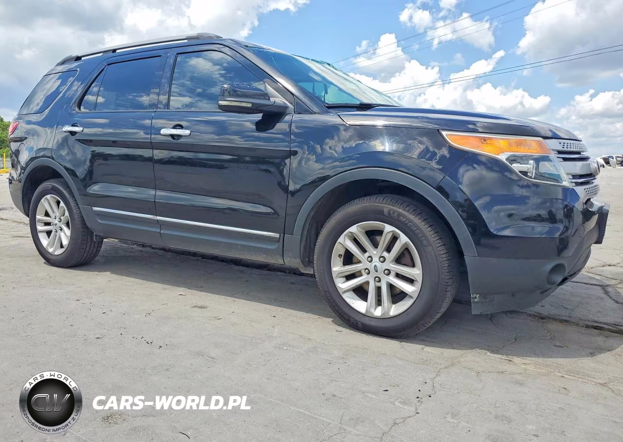 2012 Ford Explorer Xlt VIN:1FMHK8D86CGA53949 - 4