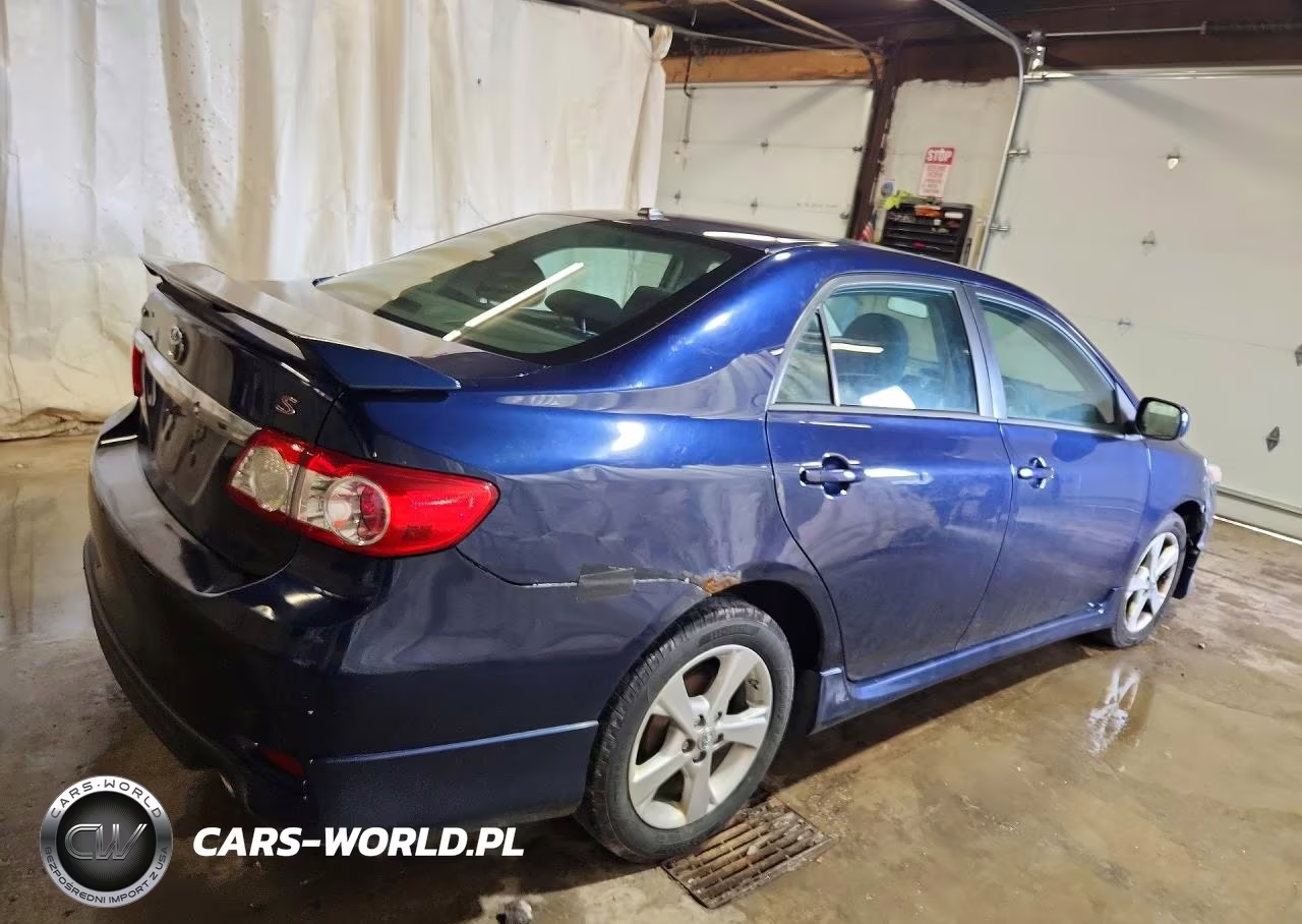 2012 Toyota Corolla S VIN:2T1BU4EE6CC840903 - 3