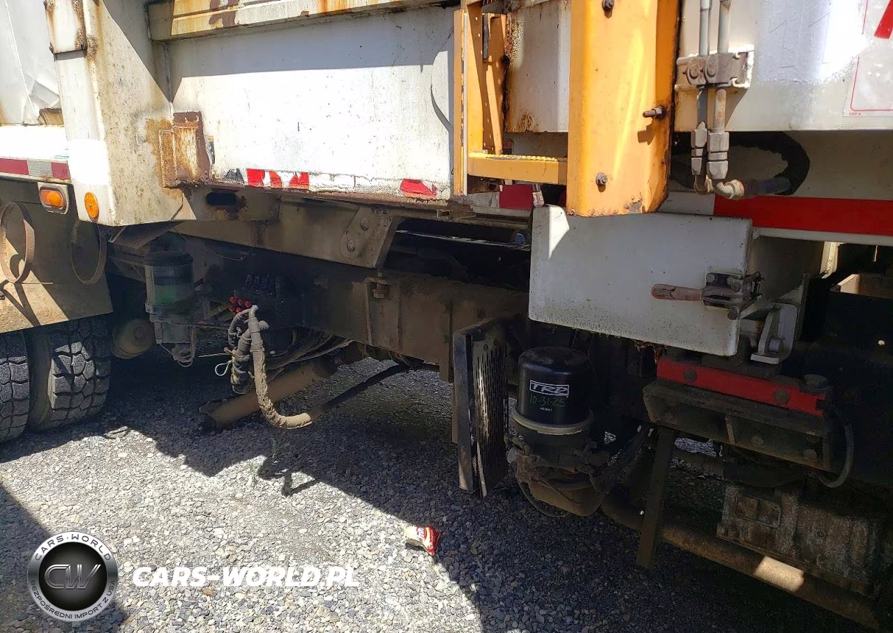 2008 Peterbilt 320 Refuse Truck VIN:3BPZL00X88F718114 - 6