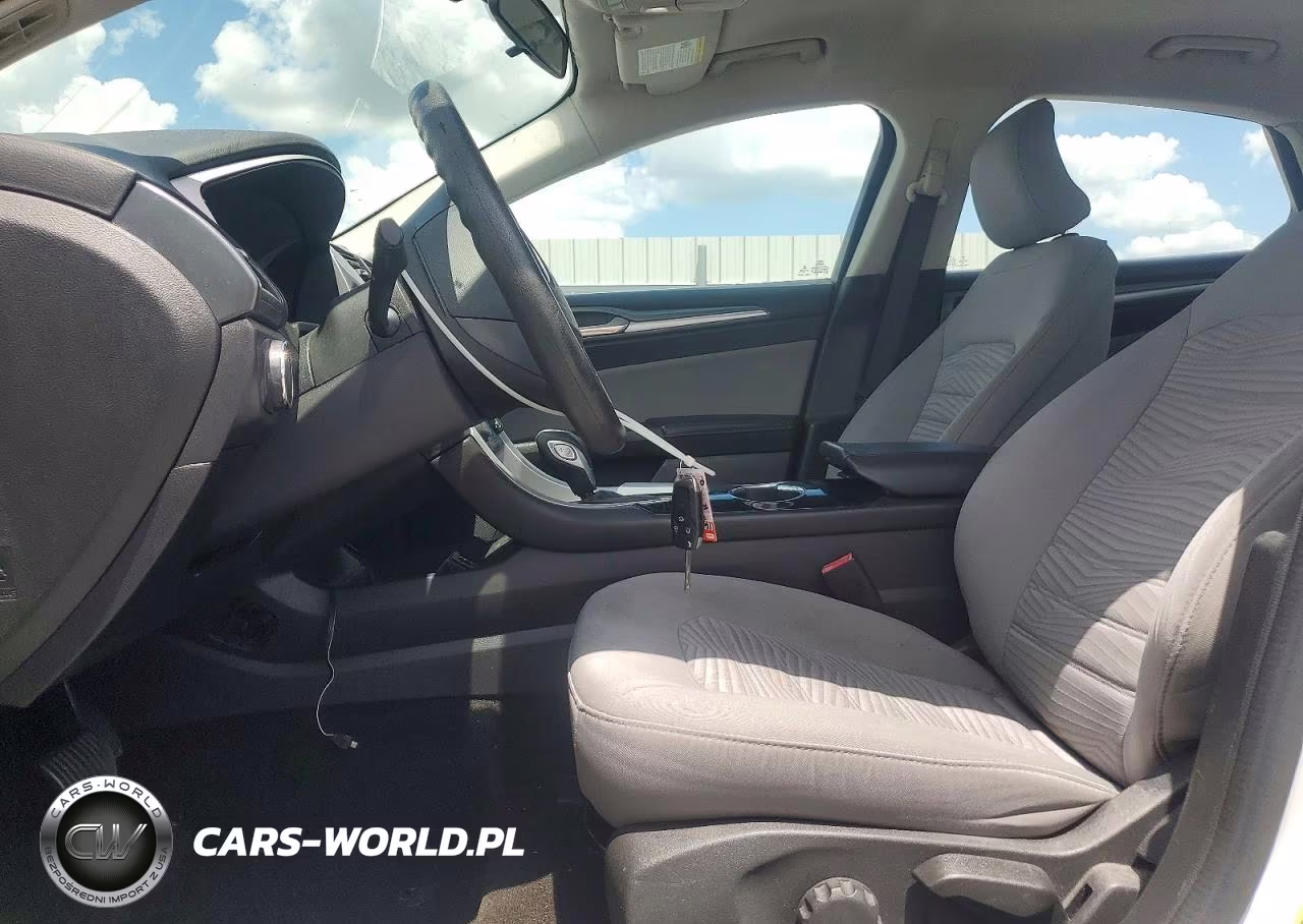 2016 Ford Fusion S VIN:3FA6P0G7XGR211456 - 7