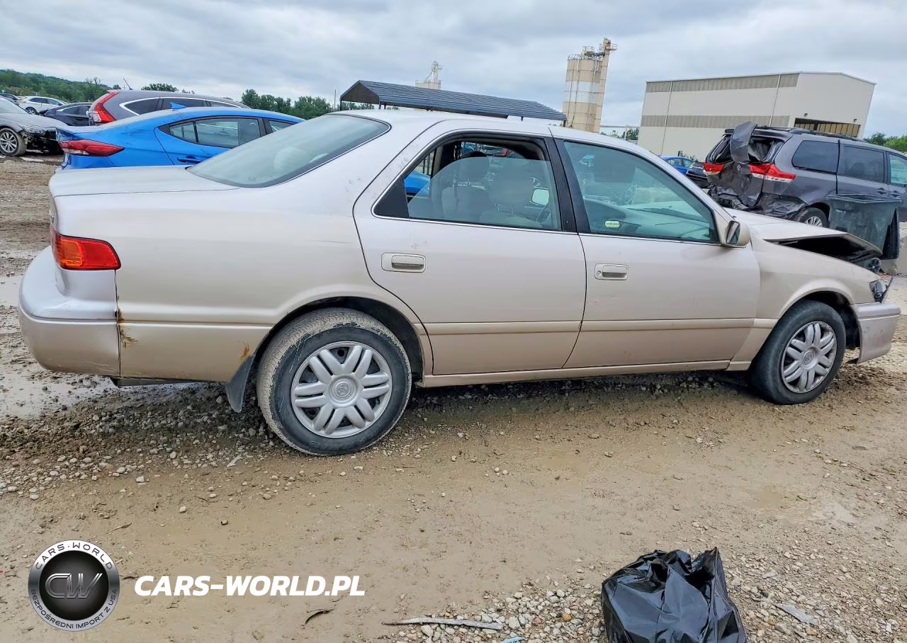 TOYOTA CAMRY CE VIN:4T1BG22K31U028525 - 3