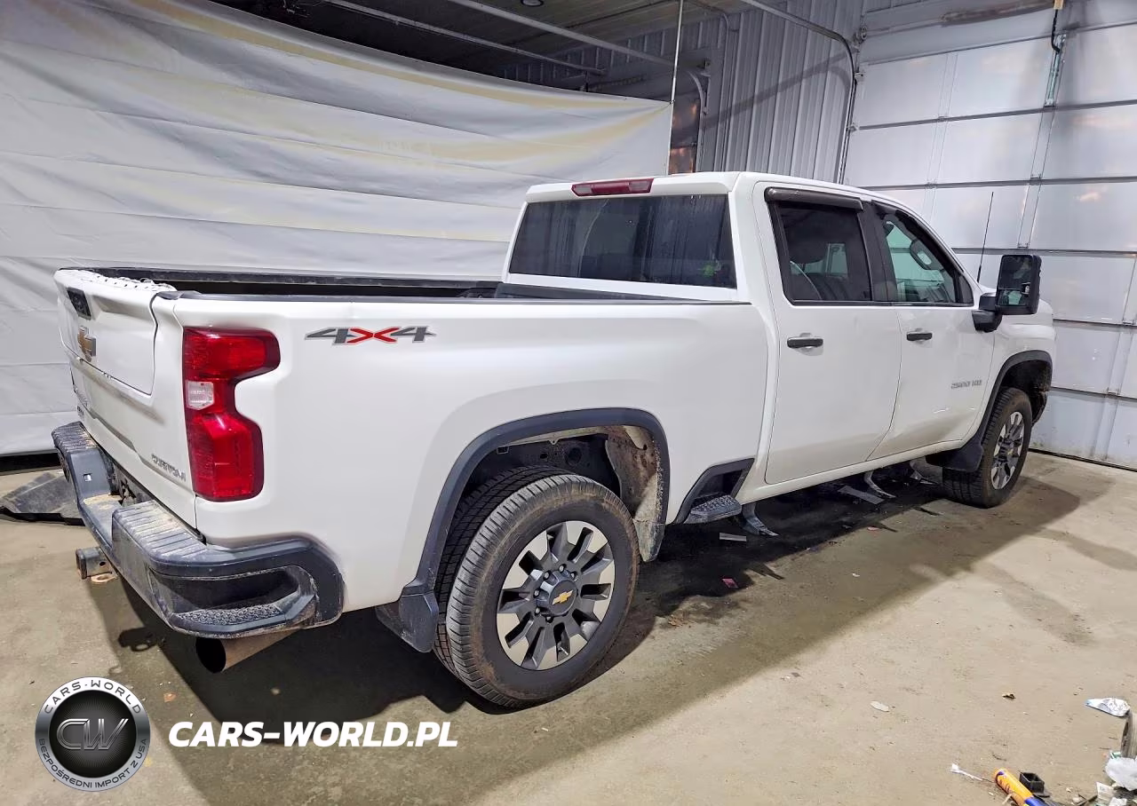 2022 Chevrolet Silverado K2500 Custom VIN:2GC4YMEY3N1222706 - 3