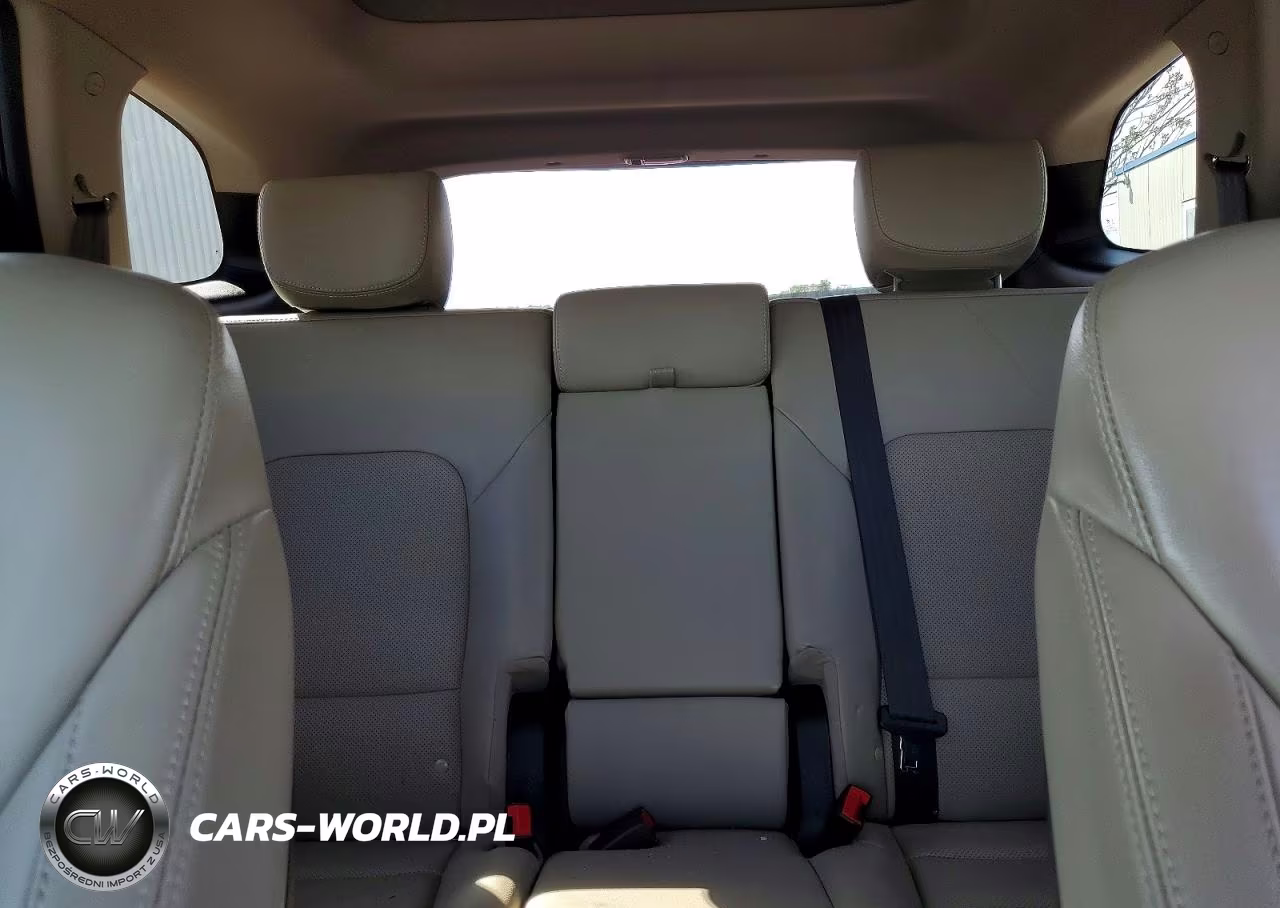 2018 Hyundai Santa Fe Se Ultimate VIN:KM8SRDHF9JU280070 - 10
