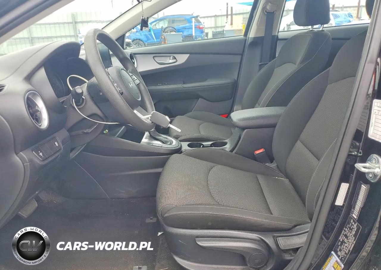 2023 Kia Forte Lxs VIN:3KPF24AD2PE599269 - 7