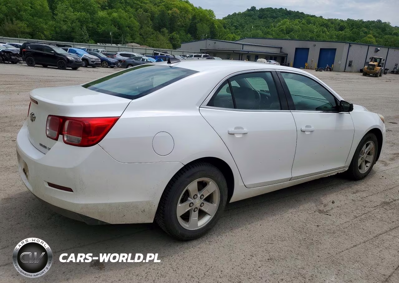 2014 Chevrolet Malibu Ls VIN:1G11A5SL1EF285603 - 3