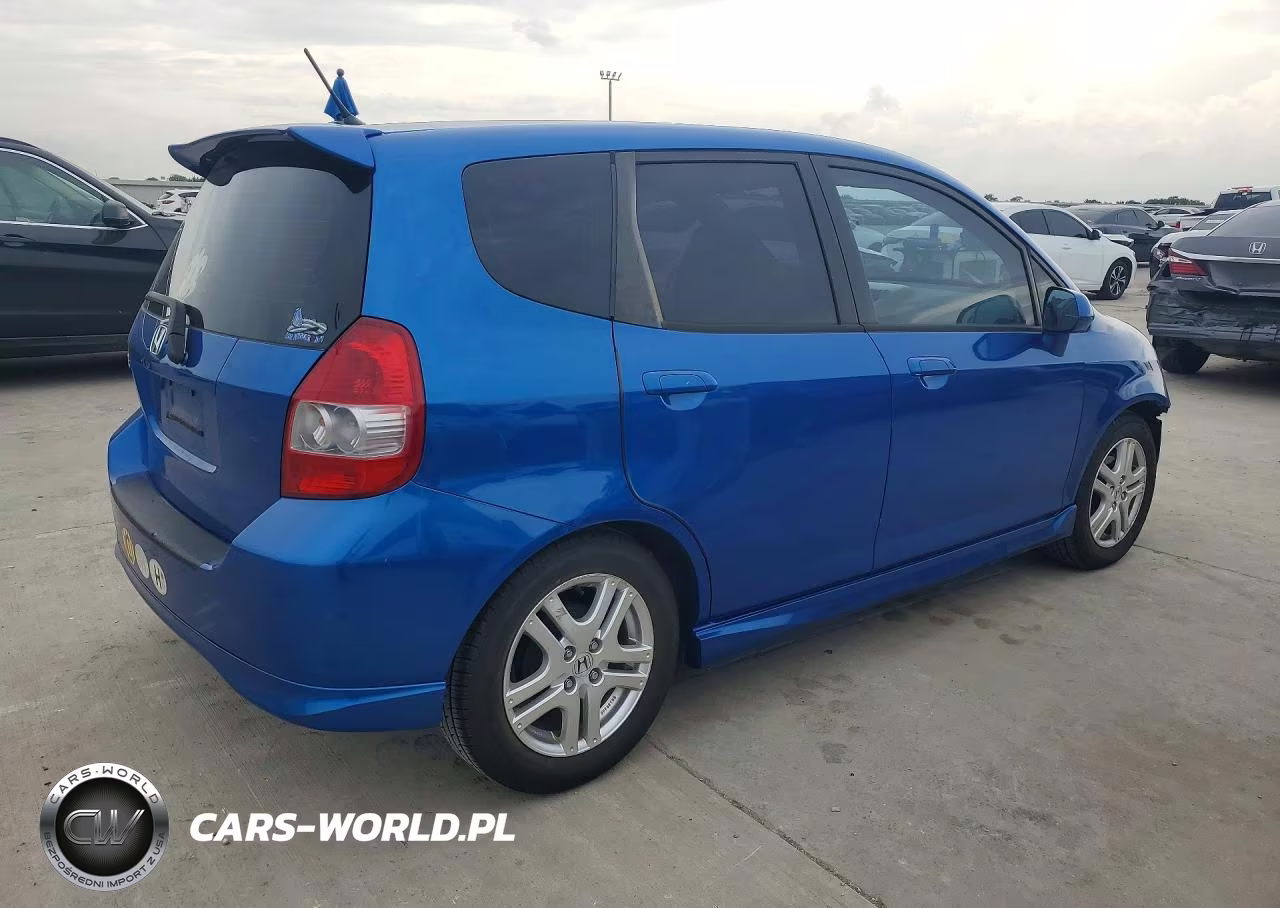 2007 Honda Fit S VIN:JHMGD38627S029249 - 3