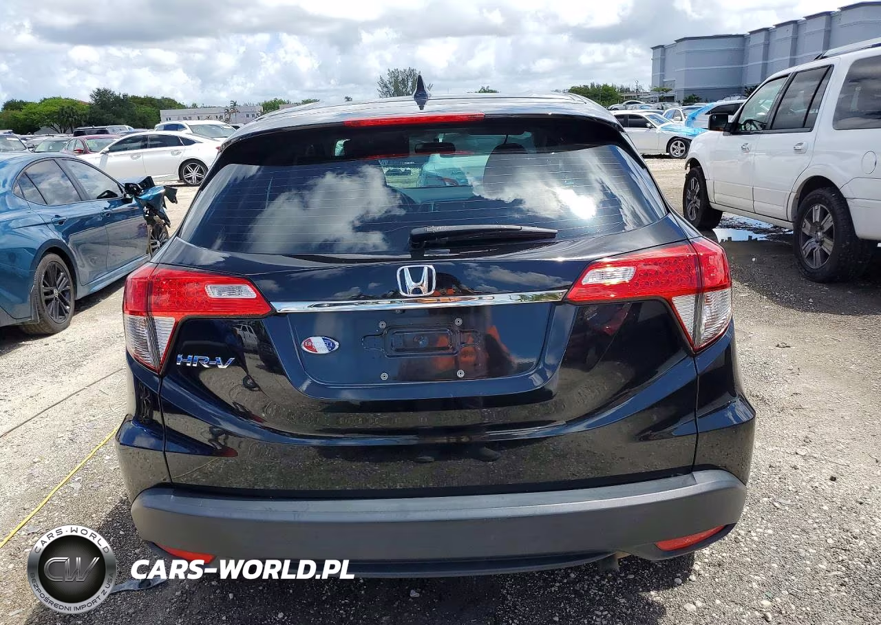 2021 Honda Hr-V Lx VIN:3CZRU5H36MM702960 - 6