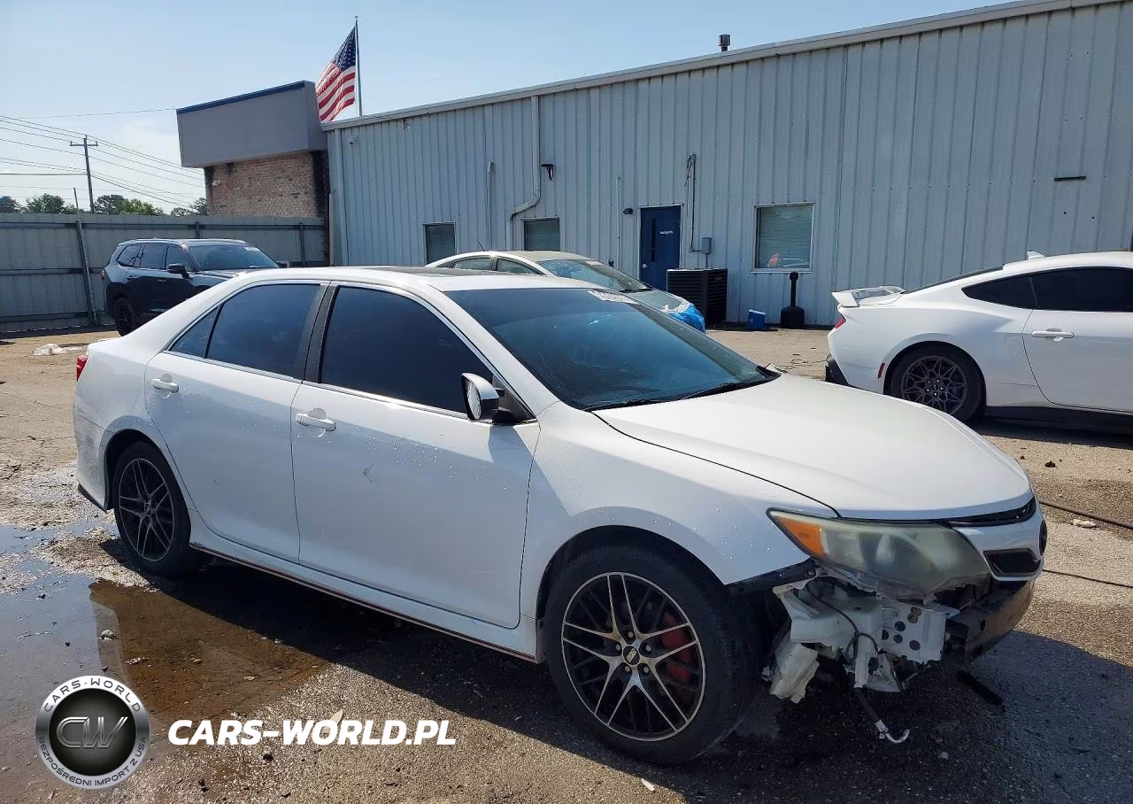2014 Toyota Camry Se VIN:4T1BF1FK1EU307503 - 4