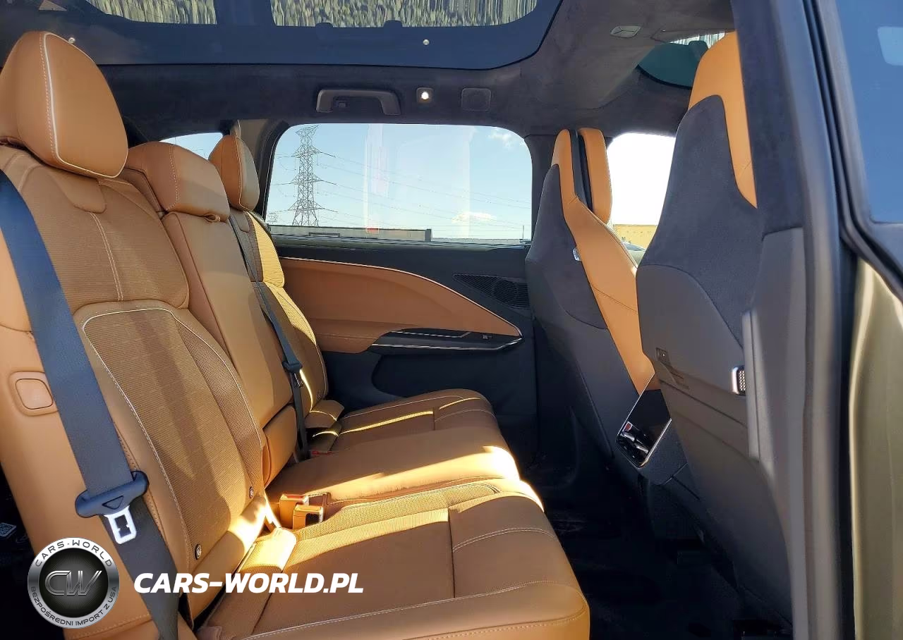 2026 Lucid Motors Gravity Dream VIN:7UUG1DKJ1TA025416 - 10