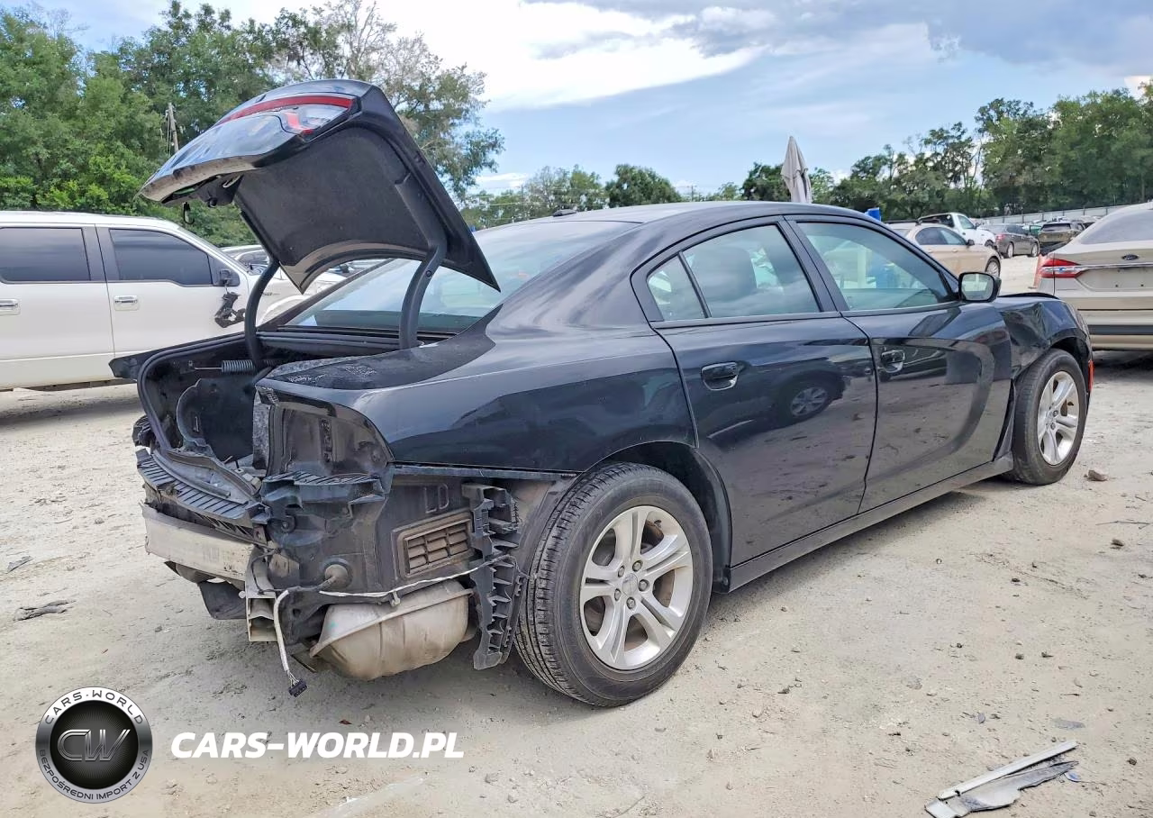 2021 Dodge Charger Sxt VIN:2C3CDXBG6MH624623 - 3
