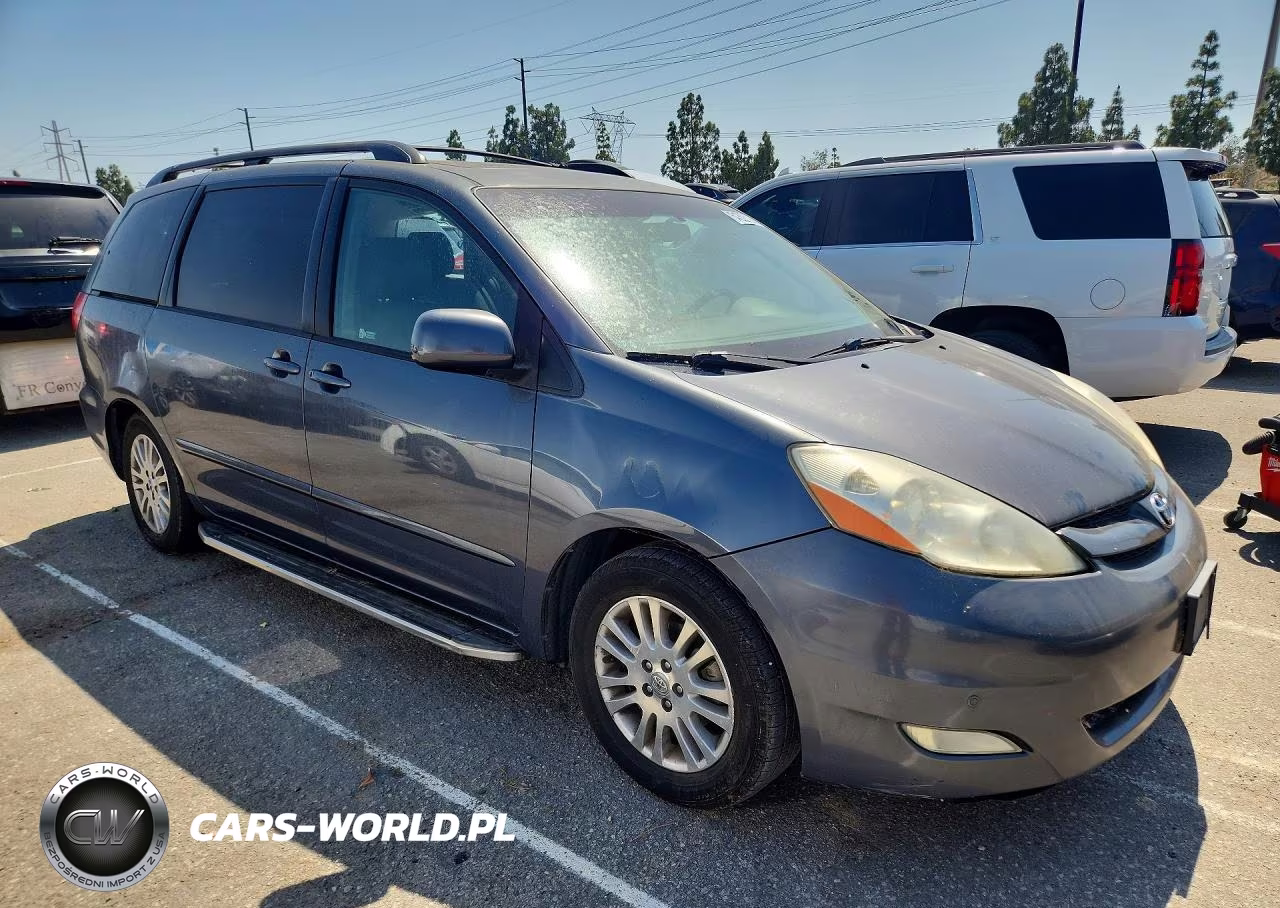 2010 Toyota Sienna Xle VIN:5TDYK4CCXAS327840 - 4