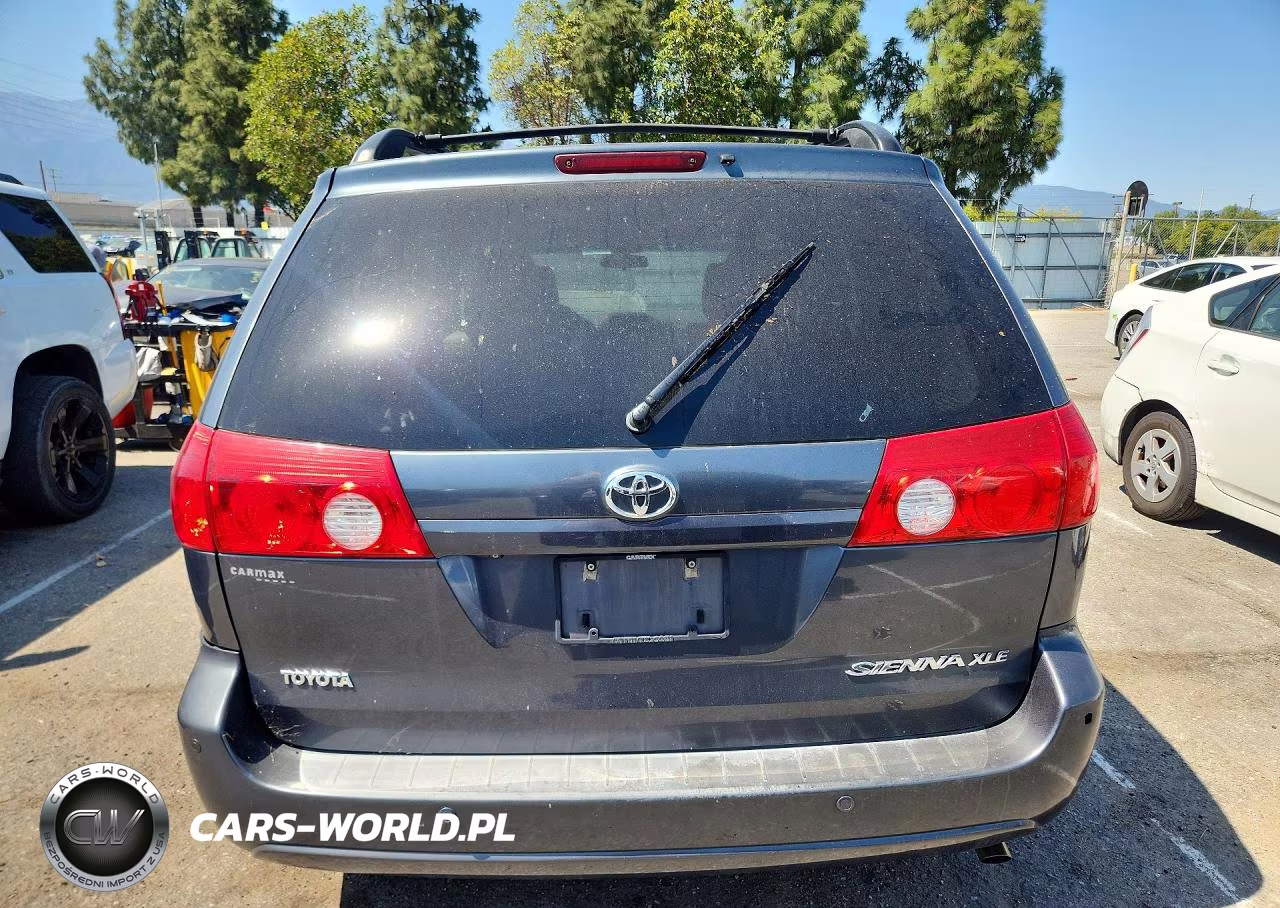 2010 Toyota Sienna Xle VIN:5TDYK4CCXAS327840 - 6