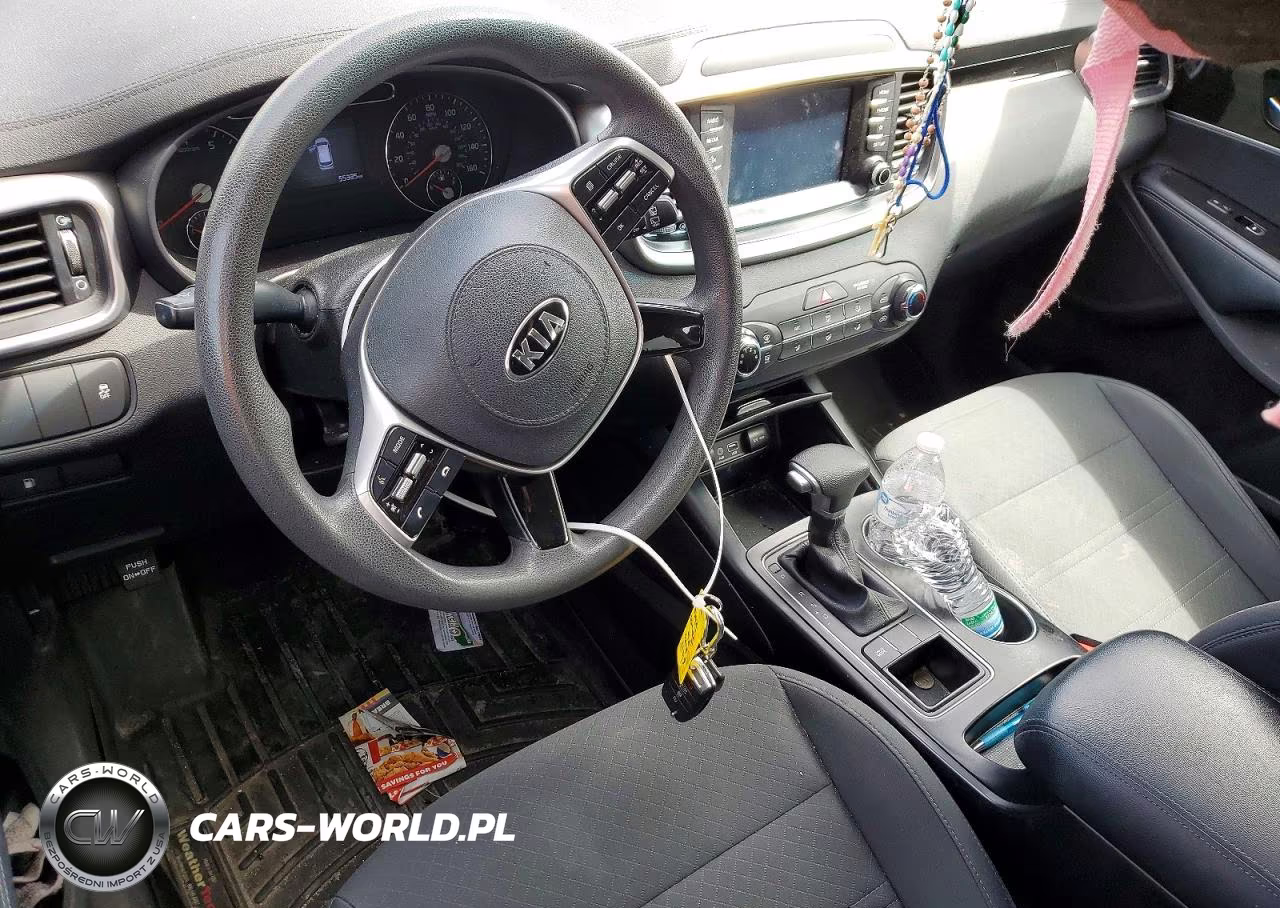 2020 Kia Sorento L VIN:5XYPG4A31LG664414 - 8