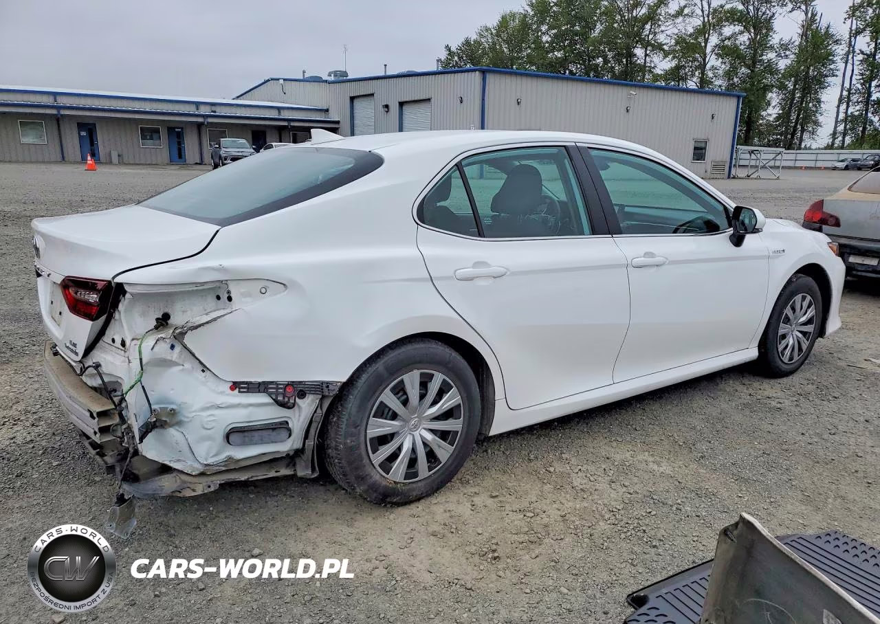 2021 Toyota Camry Le VIN:4T1H31AK3MU563585 - 3