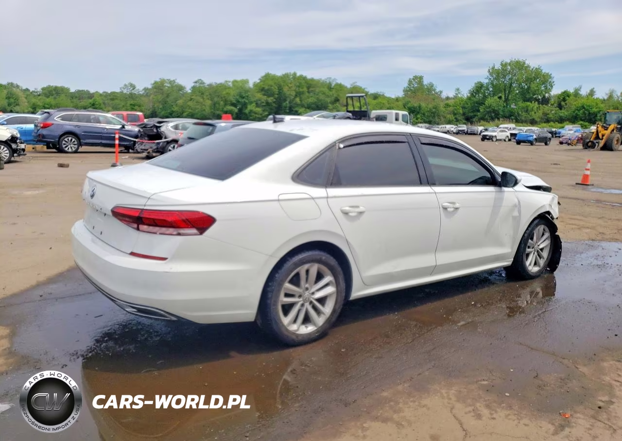 2021 Volkswagen Passat S VIN:1VWAA7A35MC016473 - 3