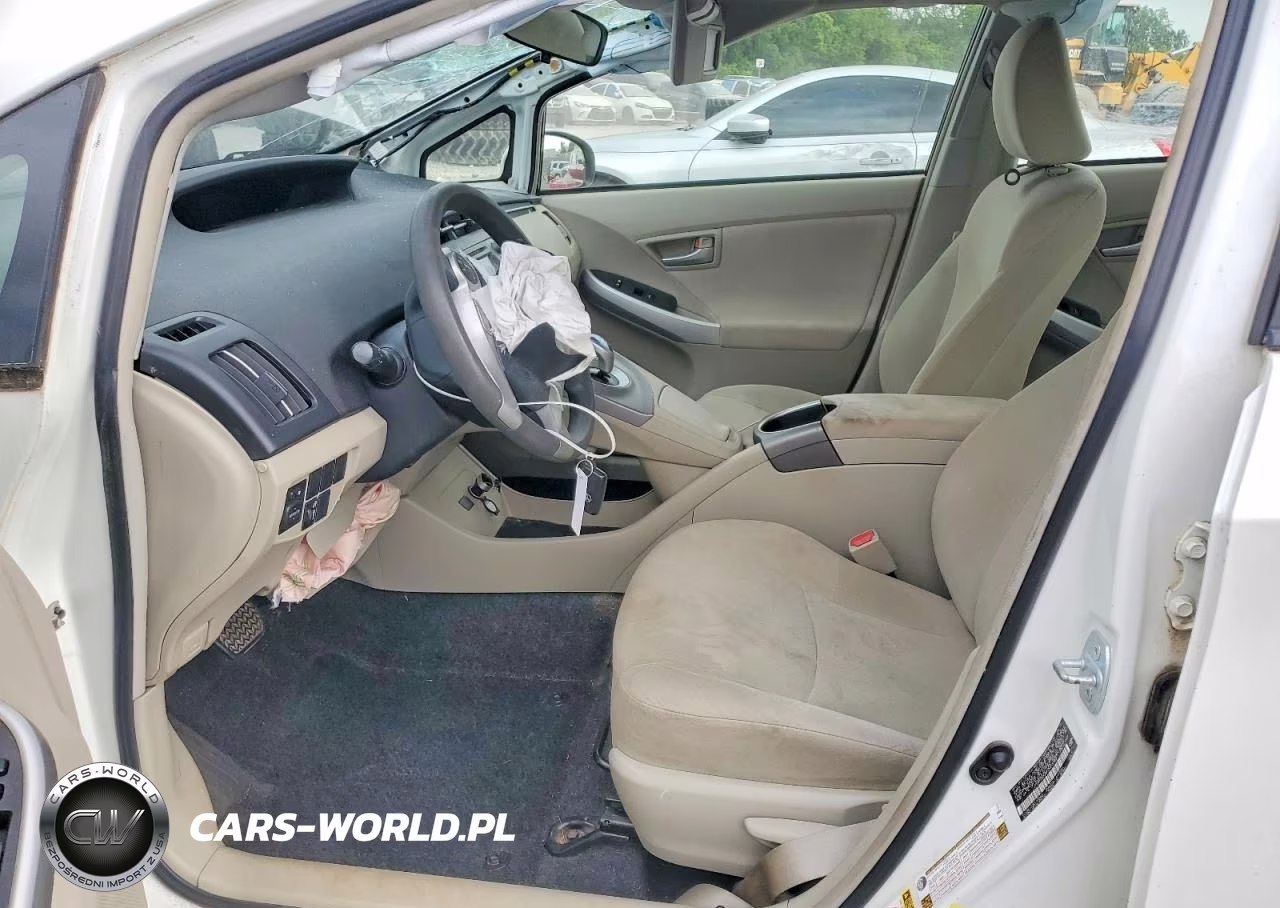 2015 Toyota Prius Three VIN:JTDKN3DU8F0453462 - 7