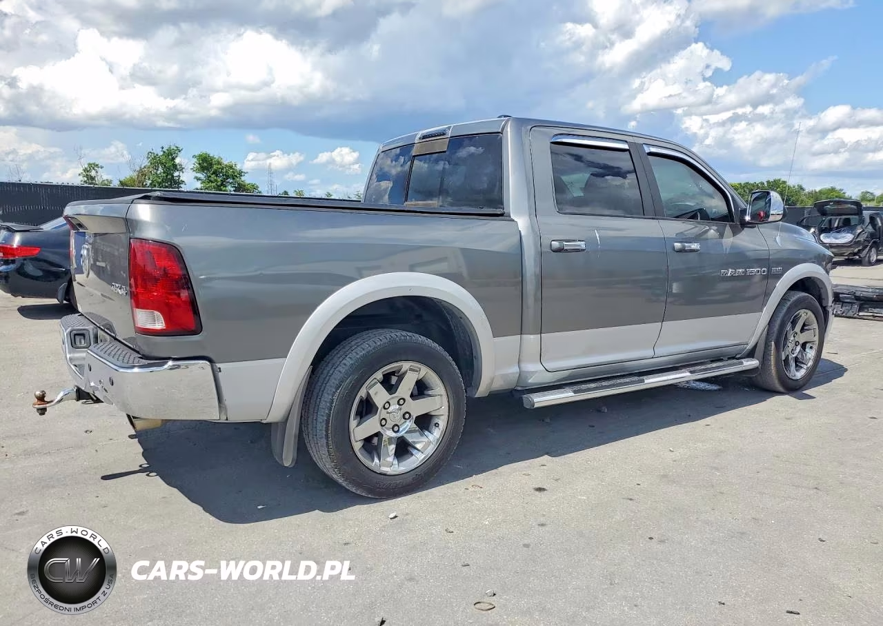 2012 Dodge Ram 1500 Laramie VIN:1C6RD7NT7CS255235 - 3