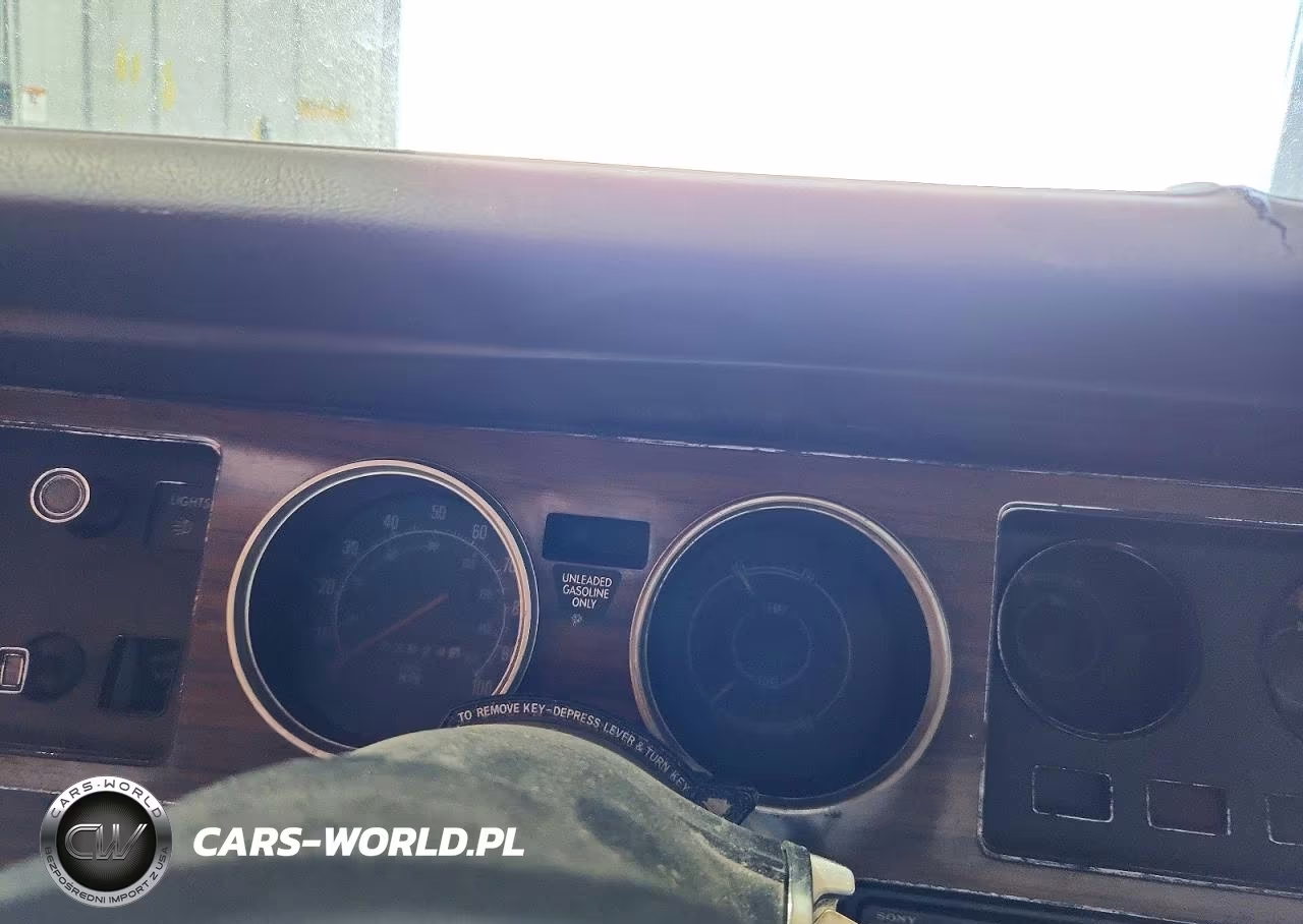 1976 Dodge Charger VIN:XS22K6R215101 - 9