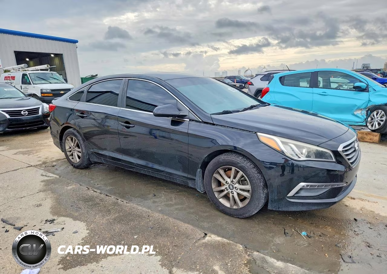2015 Hyundai Sonata Se VIN:5NPE24AF3FH228046 - 4